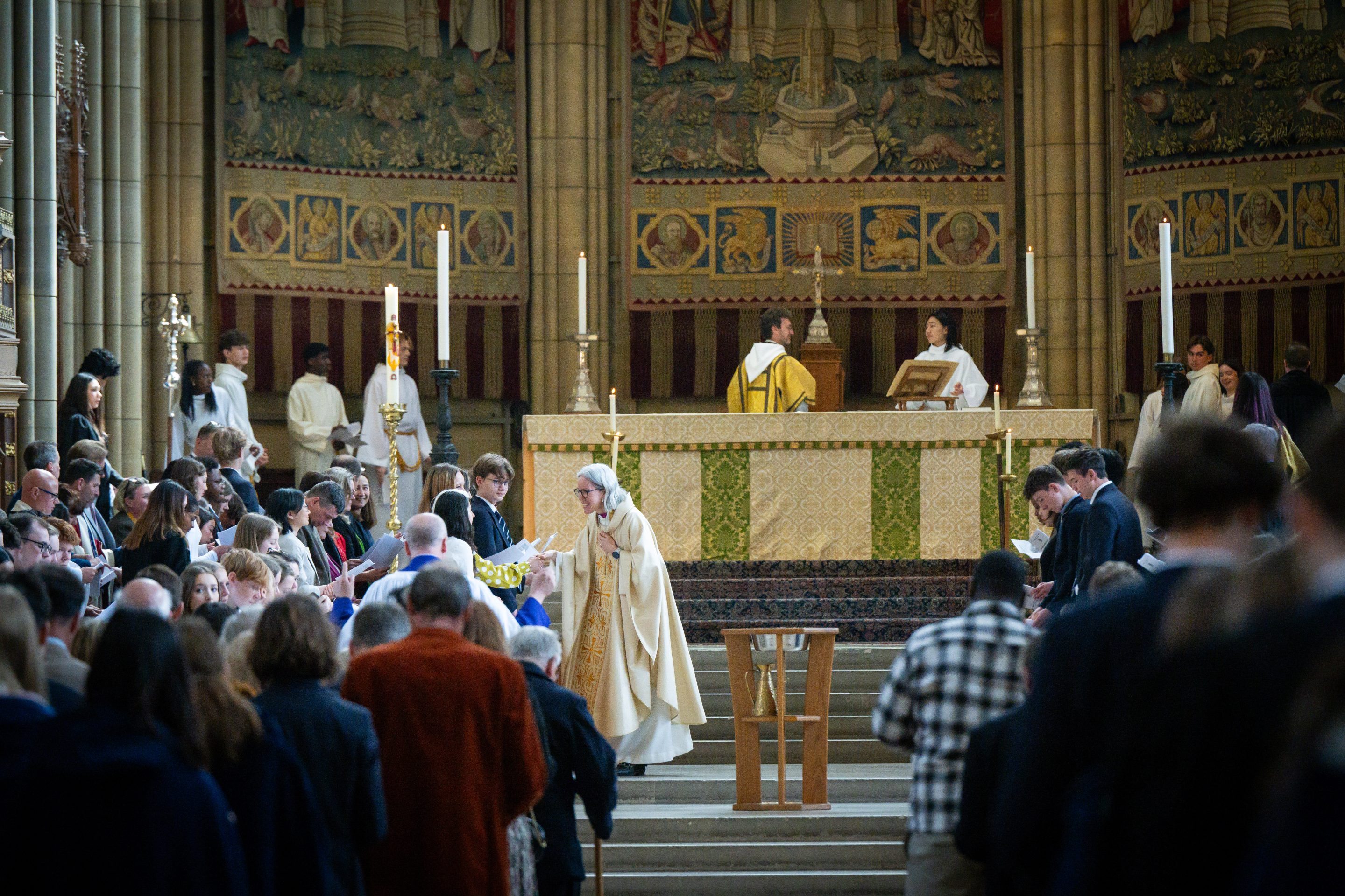 Students and Staff confirmed at Eucharist