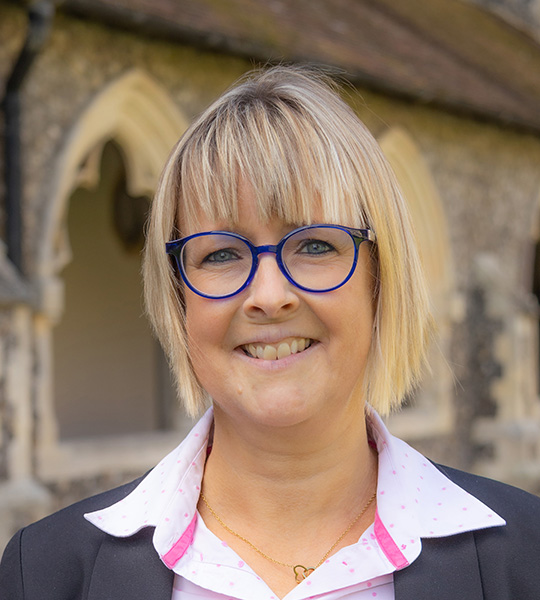 Mrs Emma Schuetze-Brown